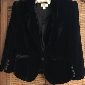 LOFT Women's Elegant Black Velvet Blazer